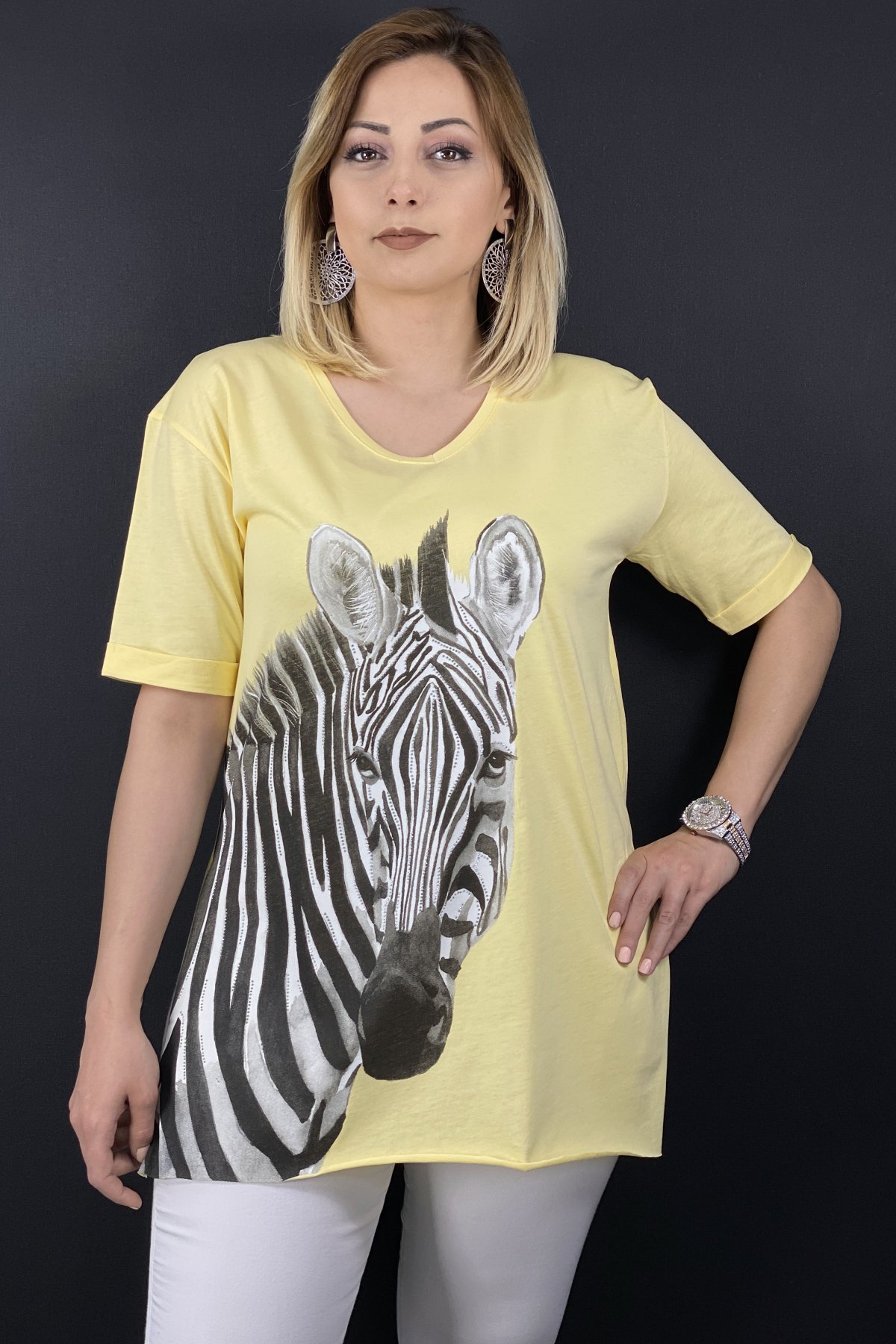 https://resim.chicbag.com.tr/p001910/sri/zebra-baski-tasli-t-shirt-01313d1daca0.jpg